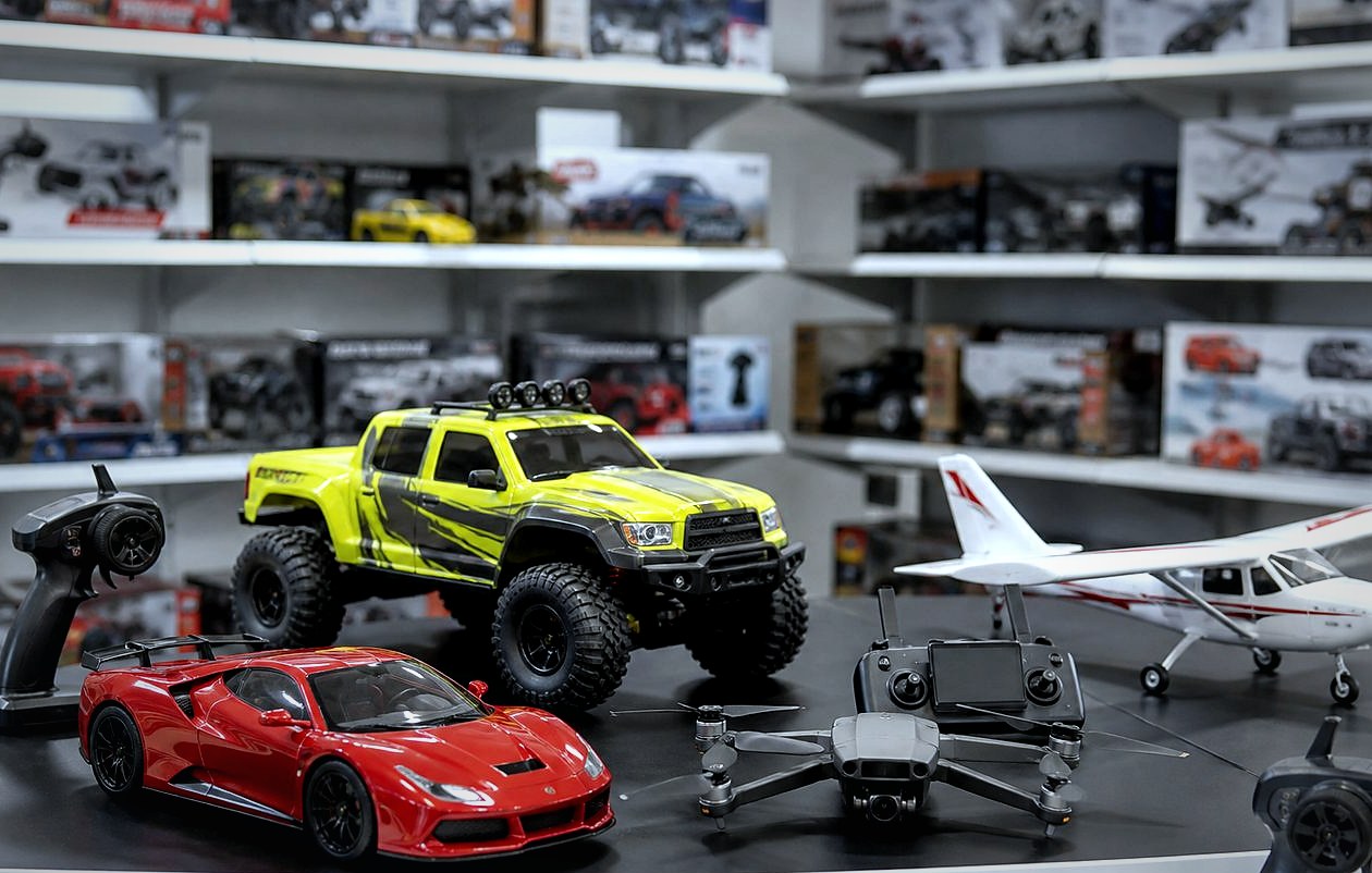 Stock, Logo, Color Change or Full Custom: How to Choose for RC Toy Orders